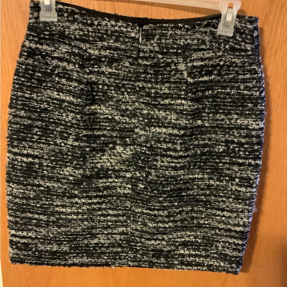 Ann Taylor skirt with tags- size 6